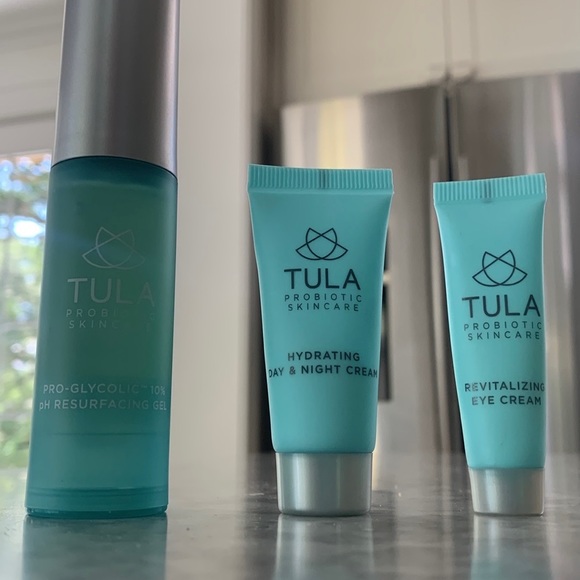 Set of 3 essential Tula travel size products - Picture 2 of 3